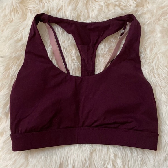 Fabletics Criss Cross Razorback Sports Bra - Picture 1 of 5